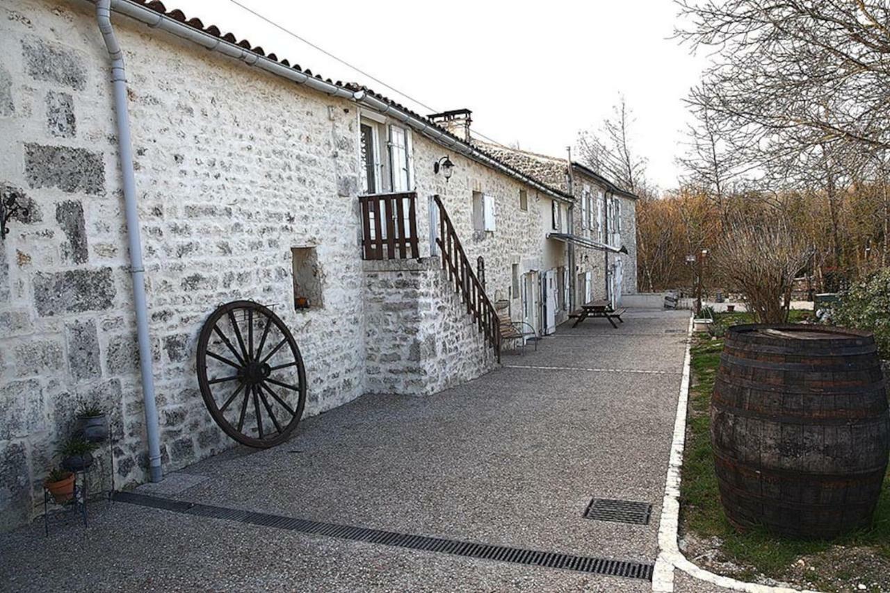 Vila Le Bouquet De Soizic Grandjean Exteriér fotografie